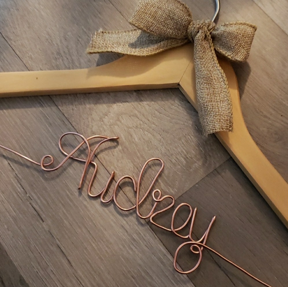 Single Line Personalized Hanger for Bride